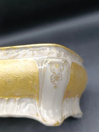 Caja joyero Limoges dorada y blanca