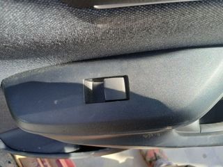 MANDO ELEVALUNAS DELANTERO DERECHO TOYOTA YARIS (XP21)