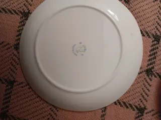 Lote 8 platos café perfil dorado y flores vintage