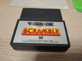Juego Scramble para consola Vectrex