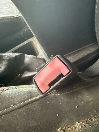 ENGANCHE CINTURON DELANTERO IZQUIERDO FORD ECOSPORT (CR6)