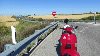 Vespa TX 200 cc Roja. año 1990