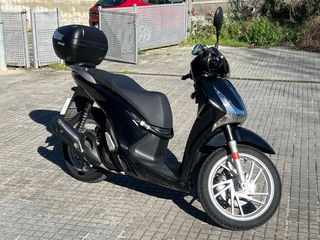 Honda SH 125CC con ABS Scooter Negra Automática!!!