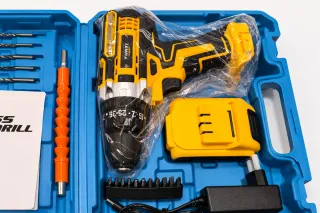 Taladro Inalámbrico con Maletín y Accesorios Nuevo