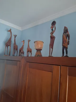 Figuras de Jirafas de Madera Hechas a Mano