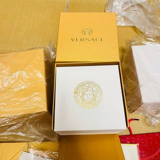 Reloj Versace Medusa Negro y Dorado