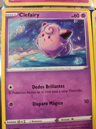 Pack entero 15€ Cartas Pokémon varias