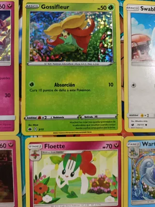 Pack entero 15€ Cartas Pokémon varias