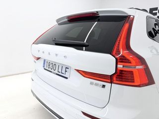 Volvo XC60 2.0 B5 D AWD R-Design Auto