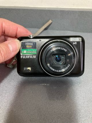 Cámara Digital Fujifilm JX Negra