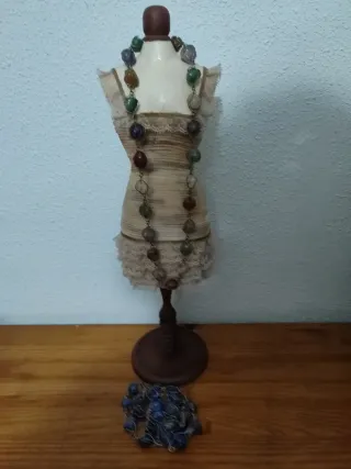 Dos collares piedras naturales