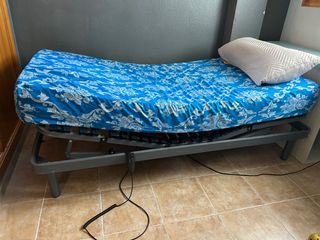Cama articulada con colchón