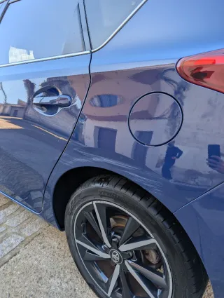 Toyota Auris Hybrid 2018 automático etiqueta ECO