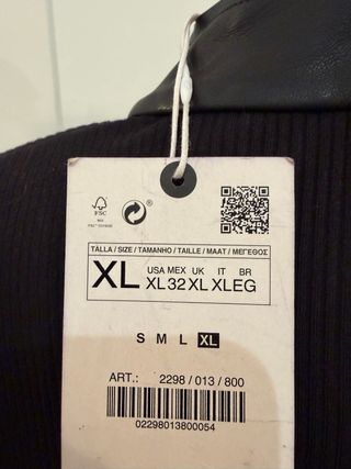 T-shirt Zara nera con collo alto taglia XL