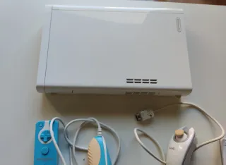 Consola Nintendo Wii U + Accesorios