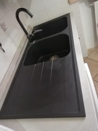 Lavandino in fragranite