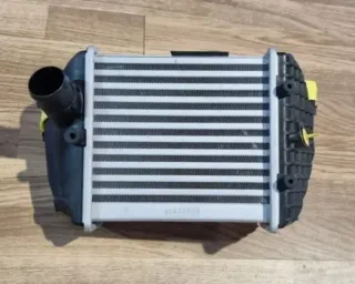 Radiador intercooler Audi A4 2.5 TDI Ref RA8010211