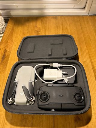 DJI Mavic Mini Drone con Accesorios