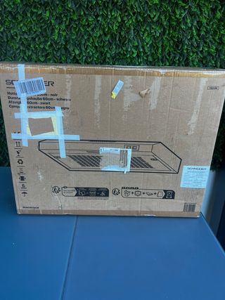 Campana extractora SCHNEIDER SCHC6018CN negra