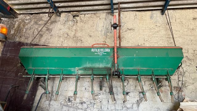 Dosificador abono químico 5 surcos