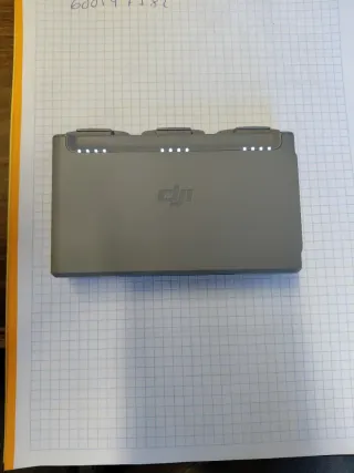 Hub + 3 Baterías DJI Mini 2