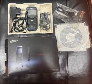 Samsung SGH-U100 World's Slimmest Phone