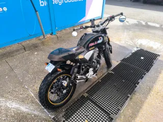 Rieju Century 125