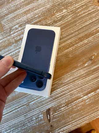 iPhone 17 pro azul 256