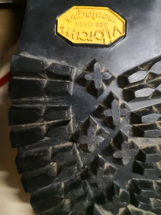 Botas de montaña Serval Talla 37 EU, de piel.