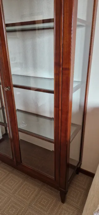 Vetrina Pregno in legno e vetro