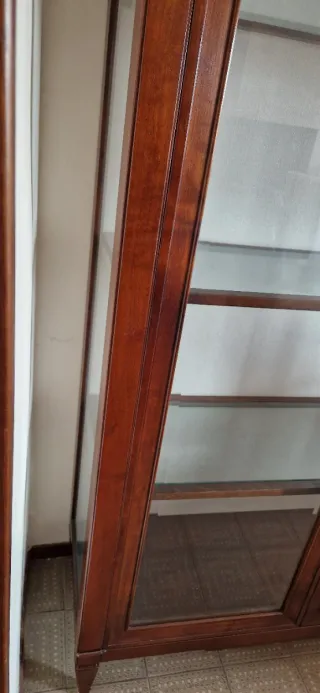 Vetrina Pregno in legno e vetro