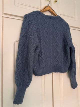Cárdigan Zara trenzado con botones joya