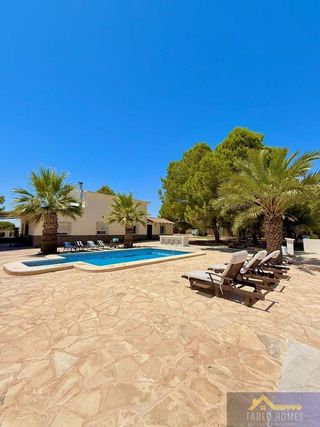 Casa rural en venta en Gea y Truyols en Murcia