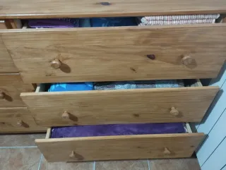 Cajonera de madera con 6 cajones