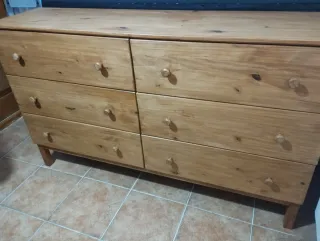 Cajonera de madera con 6 cajones