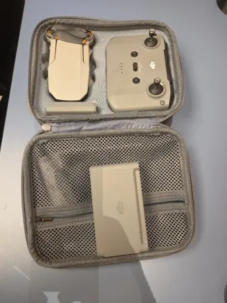 Dron DJI Mini 2 con Accesorios