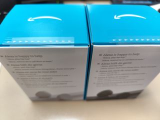 2 altavoces Amazon Echo Pop Blanco y Negro