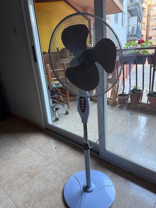 Ventilador de pie