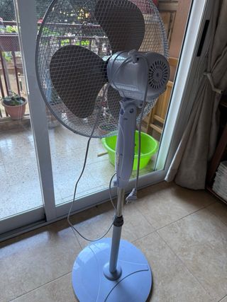 Ventilador de pie