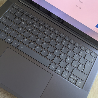 Portátil Lenovo Yoga Pro 7 Intel Core Ultra 9