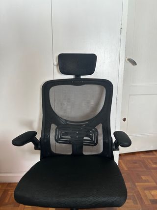 Silla ergonómica negra