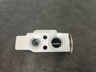 Válvula Expansión VW Golf Denso R134a