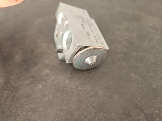 Válvula Expansión VW Golf Denso R134a