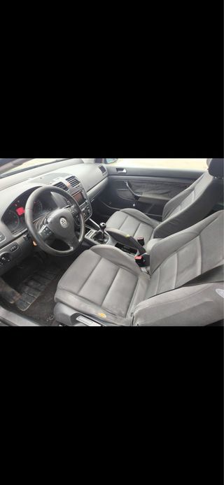 Volkswagen Golf 2005