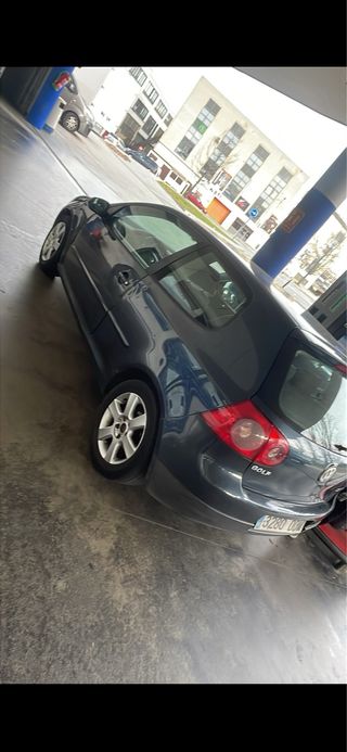 Volkswagen Golf 2005