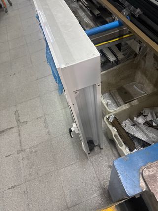 Monoblock oscilobatiente sin cristal