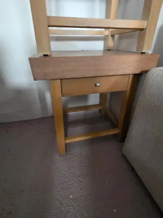 Mesita de noche madera