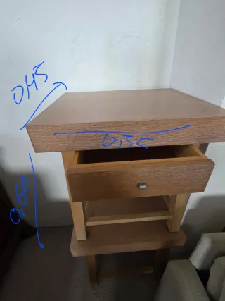 Mesita de noche madera