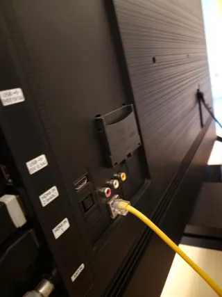 Samsung Crystal UHD 8 Series 50