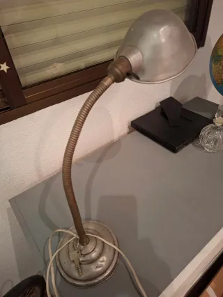 Flexo antiguo metálico